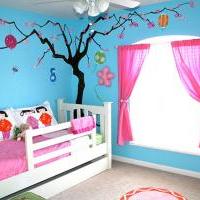 Ремонт комнаты для детей: выбор обоев